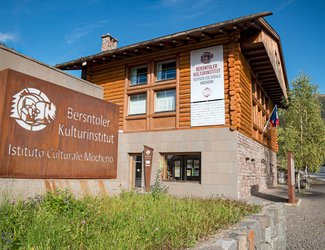 Predavanje: Pogledi na Dolinu Fersina: kulturna baština između jezika i zajednice