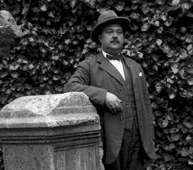 Ranieri Mario Cossàr - etnographer. The Level of Reality: Between Creativity and Authenticity of the 1928 Photographs